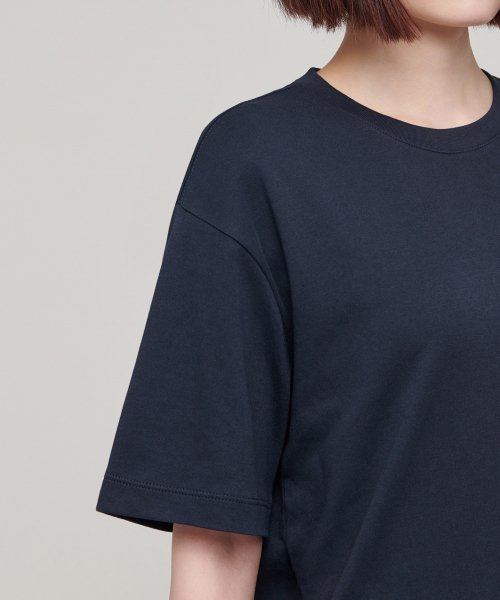 MUSINSA STANDARD WOMAN MUSINSA STANDARD WOMAN Relaxed Fit Crew Neck T-Shirt (Size M)