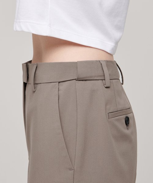 MUSINSA STANDARD WOMAN MUSINSA STANDARD WOMAN Slacks Dusty Beige