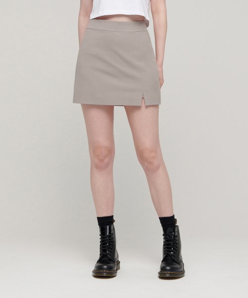 MUSINSA STANDARD WOMAN MUSINSA STANDARD WOMAN Women's Slit Mini Skirt Light Beige