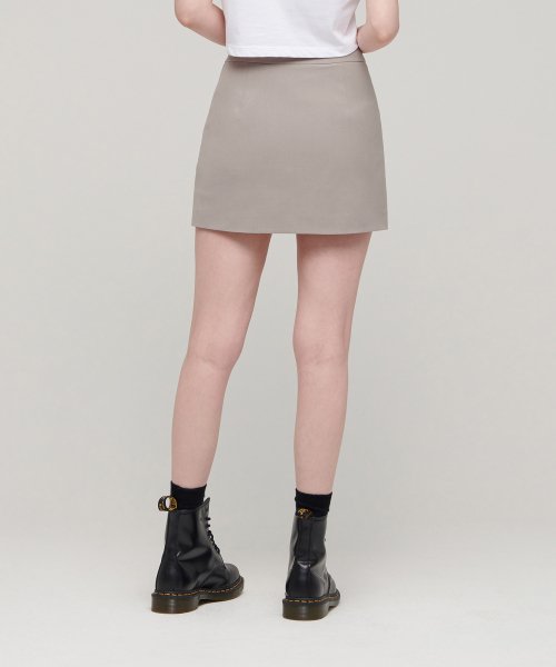 MUSINSA STANDARD WOMAN MUSINSA STANDARD WOMAN Women's Slit Mini Skirt Light Beige