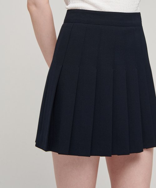 MUSINSA STANDARD WOMAN MUSINSA STANDARD WOMAN Women's Pleated Mini Skirt [Navy]