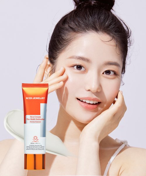 MEDIJEWELRY MEDIJEWELRY Sunscreen The Multi Defender Derma Essence SPF 50