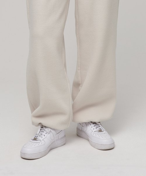MUSINSA STANDARD WOMAN MUSINSA STANDARD WOMAN Women's Polar Fleece Variable Lounge Sweatpants [Ivory]