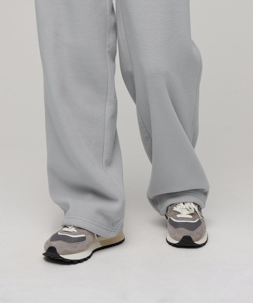 MUSINSA STANDARD WOMAN MUSINSA STANDARD WOMAN Women's Polar Fleece Variable Lounge Sweatpants [Light Gray]