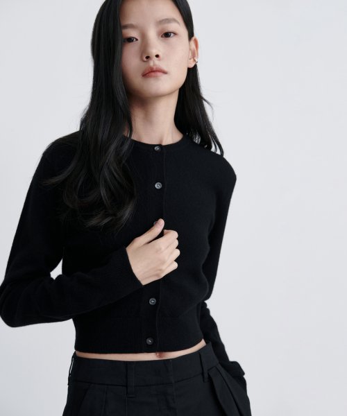 MUSINSA STANDARD WOMAN MUSINSA STANDARD WOMAN Cardigan Round Neck Crop (Black)