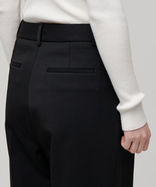 MUSINSA STANDARD WOMAN MUSINSA STANDARD WOMAN Slacks Heavyweight High Waist [Black]