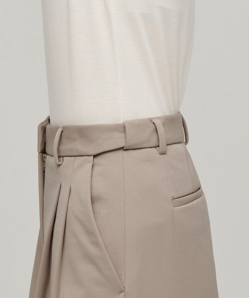 MUSINSA STANDARD WOMAN MUSINSA STANDARD WOMAN Slacks High Waist Wide [Beige]