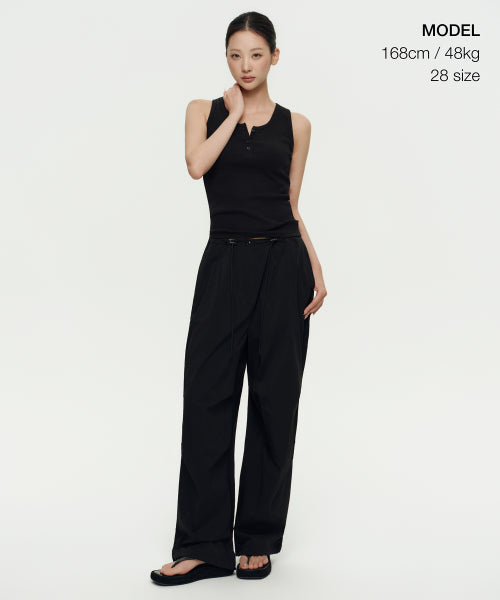MUSINSA STANDARD WOMAN MUSINSA STANDARD WOMAN Women's Parachute Pants (Black)