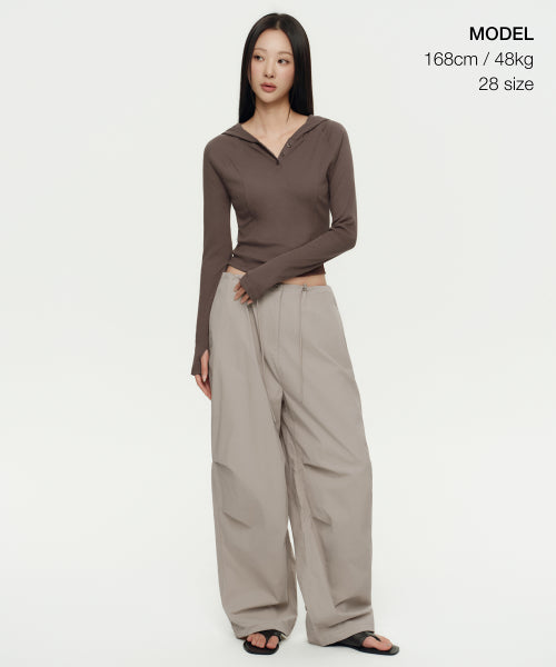 MUSINSA STANDARD WOMAN MUSINSA STANDARD WOMAN Women's Parachute Pants [Light Beige]