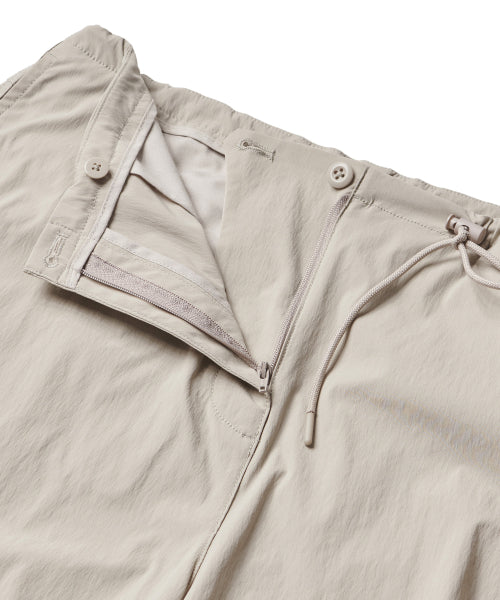 MUSINSA STANDARD WOMAN MUSINSA STANDARD WOMAN Women's Parachute Pants [Light Beige]