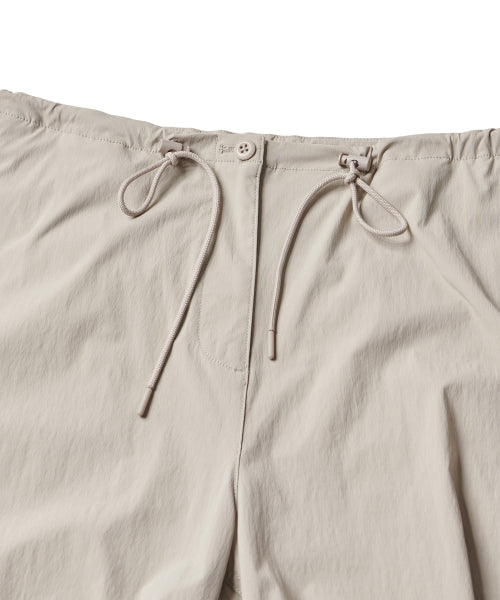 MUSINSA STANDARD WOMAN MUSINSA STANDARD WOMAN Women's Parachute Pants [Light Beige]