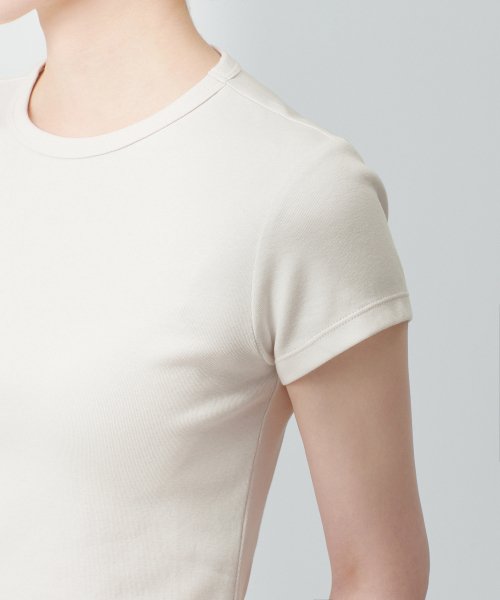 MUSINSA STANDARD WOMAN MUSINSA STANDARD WOMAN Women's Slim Crop Crew Neck T-Shirt [Cream]