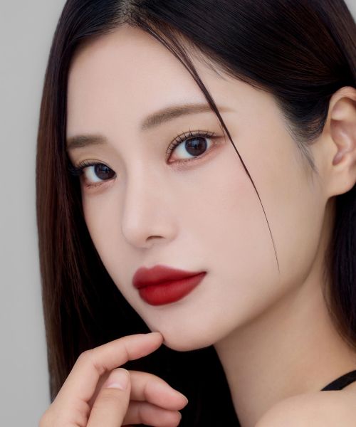 hevvymakeup blurring effect lip tint / Bloody Kiss