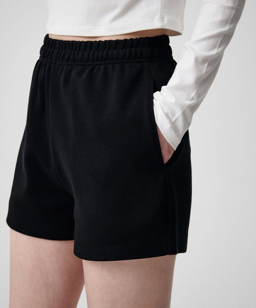 MUSINSA STANDARD WOMAN MUSINSA STANDARD WOMAN Women's Sweatshirt Shorts [Black]