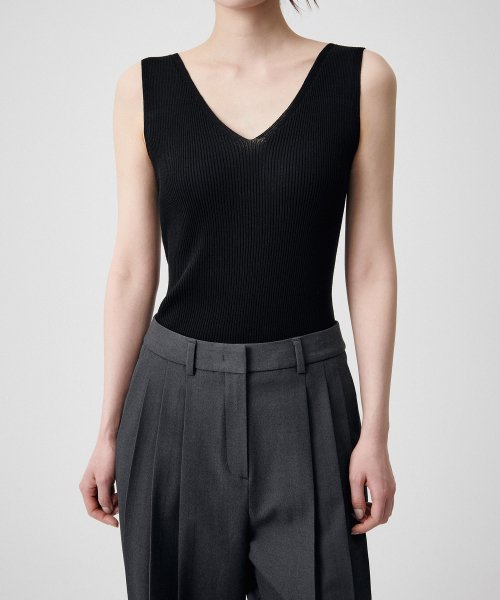 MUSINSA STANDARD WOMAN MUSINSA STANDARD WOMAN Women's Ribbed V-Neck Knit Sleeveless Top (Size XS)