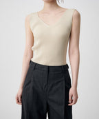 MUSINSA STANDARD WOMAN MUSINSA STANDARD WOMAN Women's Ribbed V-Neck Knit Sleeveless Top [Light Beige]