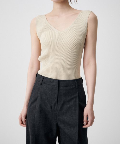 MUSINSA STANDARD WOMAN MUSINSA STANDARD WOMAN Women's Ribbed V-Neck Knit Sleeveless Top [Light Beige]