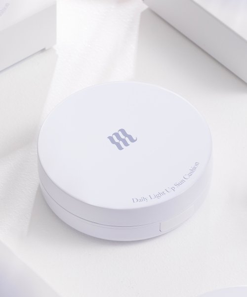 MERZY MERZY Daily Light Up Sun Cushion SPF 50+