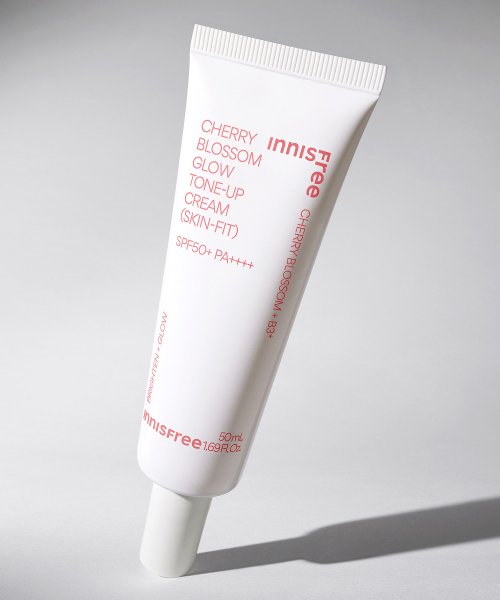 innisfree Innisfree Cherry Blossom Glow Skin Fit Tone Up Cream SPF50+ 50mL
