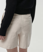 MUSINSA STANDARD WOMAN MUSINSA STANDARD WOMAN Women's One Tuck Wide Corduroy Shorts (Size)