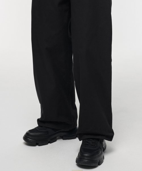 MUSINSA STANDARD WOMAN MUSINSA STANDARD WOMAN Women's Wide Carpenter Pants (Black)
