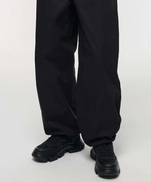 MUSINSA STANDARD WOMAN MUSINSA STANDARD WOMAN Women's Wide Carpenter Pants (Black)