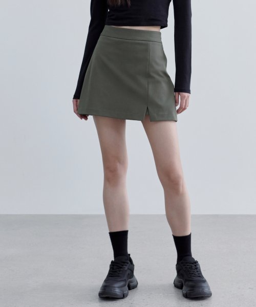 MUSINSA STANDARD WOMAN MUSINSA STANDARD WOMAN Women's Slit Mini Skirt Light Khaki