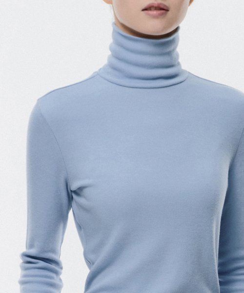 MUSINSA STANDARD WOMAN MUSINSA STANDARD WOMAN Women's T-Shirt Slim Turtleneck Sky Blue