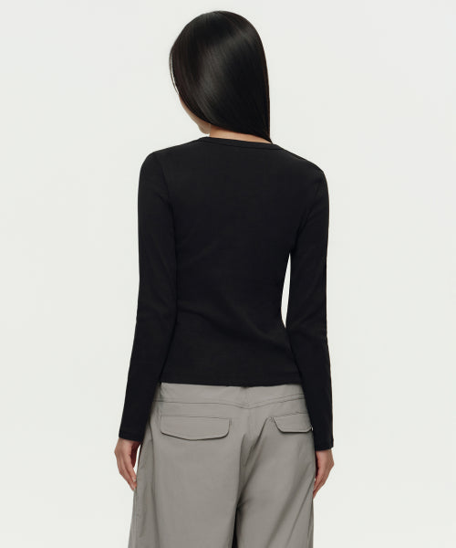 MUSINSA STANDARD WOMAN MUSINSA STANDARD WOMAN T-Shirt Slim Fit