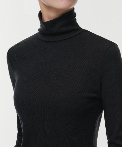 MUSINSA STANDARD WOMAN Ribbed Slim Turtle Neck T-Shirt