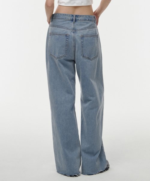 MUSINSA STANDARD WOMAN MUSINSA STANDARD WOMAN Women's Denim Pants [Light Indigo]