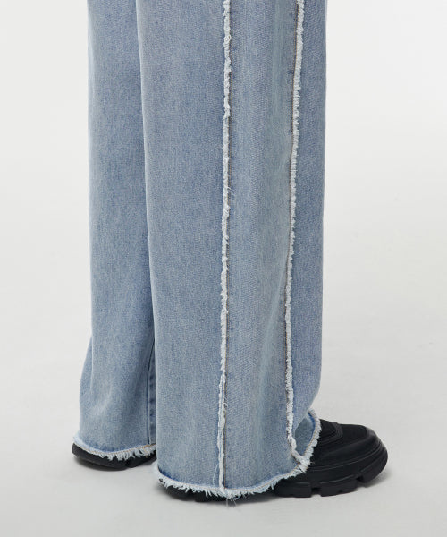 MUSINSA STANDARD WOMAN MUSINSA STANDARD WOMAN Women's Frey Side Wide Denim Pants [Light Indigo]