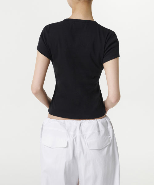 MUSINSA STANDARD WOMAN MUSINSA STANDARD WOMAN T-Shirt Slim Crew Neck [Black]
