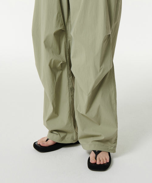 MUSINSA STANDARD WOMAN MUSINSA STANDARD WOMAN Women's Parachute Pants [Sage]