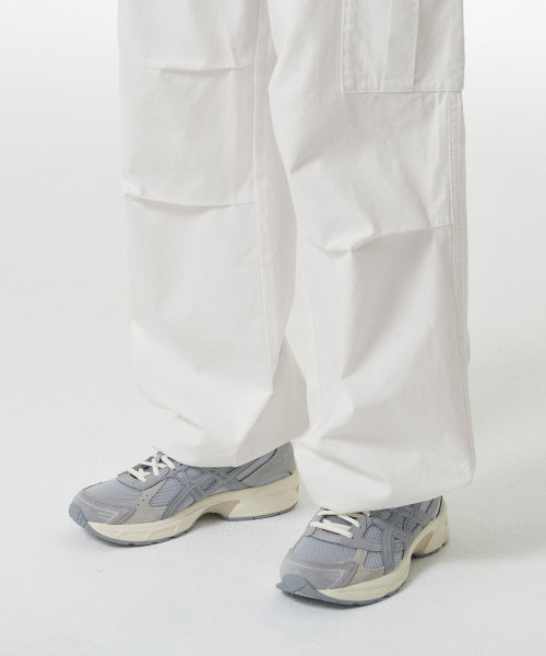 MUSINSA STANDARD WOMAN MUSINSA STANDARD WOMAN Women's Wide Cargo Pants (White)