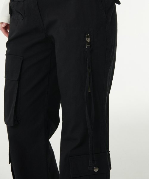 MUSINSA STANDARD WOMAN MUSINSA STANDARD WOMAN Women's Pants Semi Boot Cut Utility Cargo [Black]