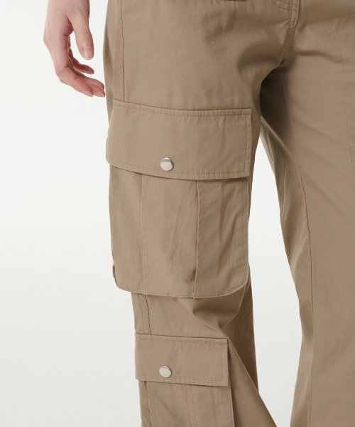 MUSINSA STANDARD WOMAN MUSINSA STANDARD WOMAN Women's Pants Semi Boot Cut Utility Cargo [Beige]