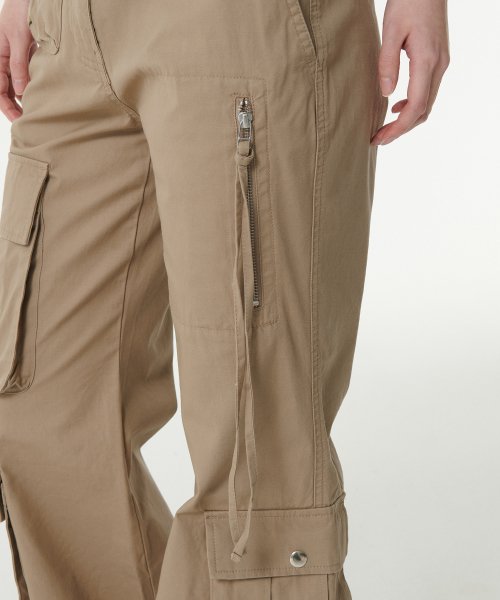 MUSINSA STANDARD WOMAN MUSINSA STANDARD WOMAN Women's Pants Semi Boot Cut Utility Cargo [Beige]