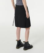 MUSINSA STANDARD WOMAN MUSINSA STANDARD WOMAN Women's Cargo Knee Length Skirt (Black)