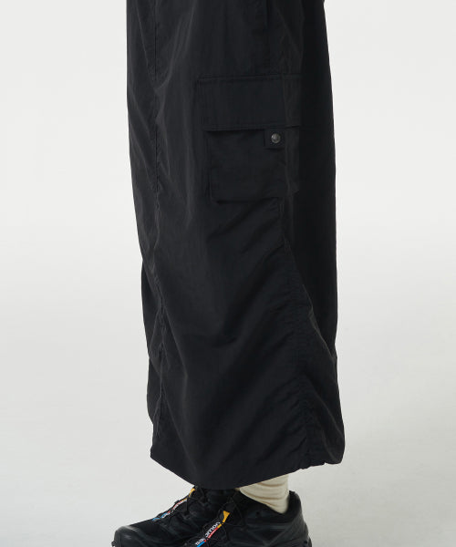 MUSINSA STANDARD WOMAN MUSINSA STANDARD WOMAN Nylon Parachute Skirt [Black]