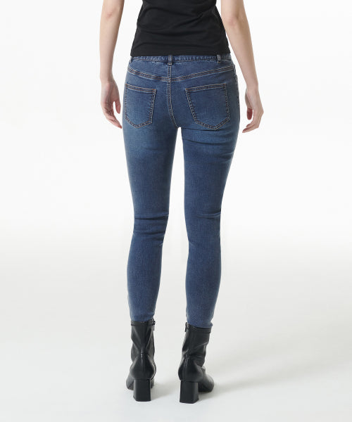 MUSINSA STANDARD WOMAN MUSINSA STANDARD WOMAN Women's Skinny Denim Pants [Medium Indigo]