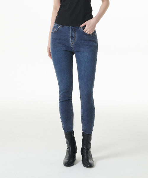 MUSINSA STANDARD WOMAN MUSINSA STANDARD WOMAN Women's Skinny Denim Pants [Medium Indigo]