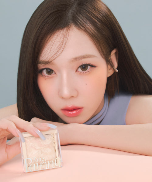 ESPOIR ESPOIR Tone Pairing Highlighter + Built-in Fan Brush