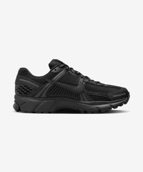 NIKE Nike Zoom Vomero 5 Sneakers - Black