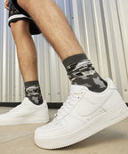 NIKE Nike Sneakers Size