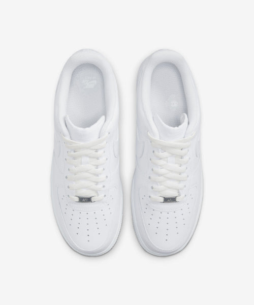 NIKE Nike Sneakers Size