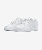 NIKE Nike Sneakers Size