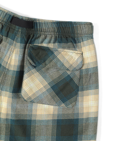 THISISNEVERTHAT THISISNEVERTHAT Belted Check Short Pants