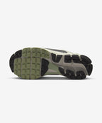 NIKE Nike Sneakers Cobblestone