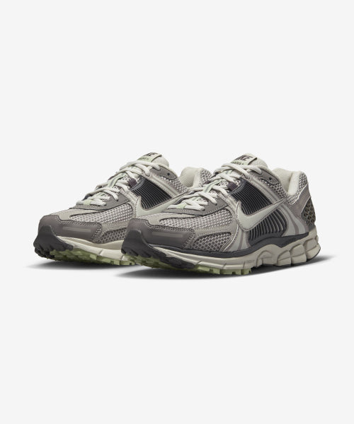 NIKE Nike Sneakers Cobblestone